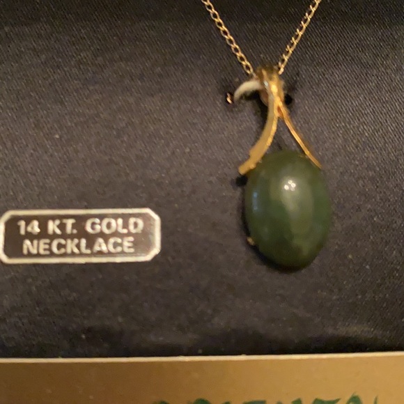 Vintage Gold & Jade Necklace HASKELL & FABER - Picture 3 of 4